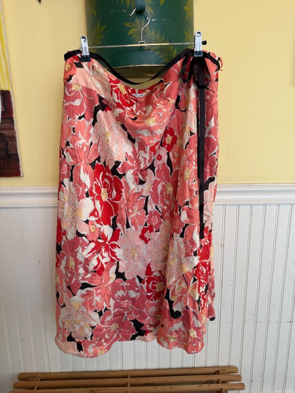 Nine West Women 22W Floral Print Waist Tie Skirt Red Pink Black